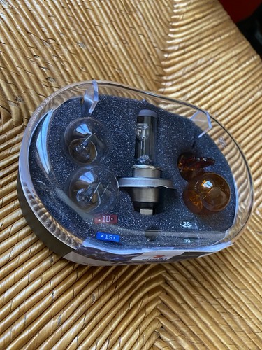 Coffret lampes 4 - de, +