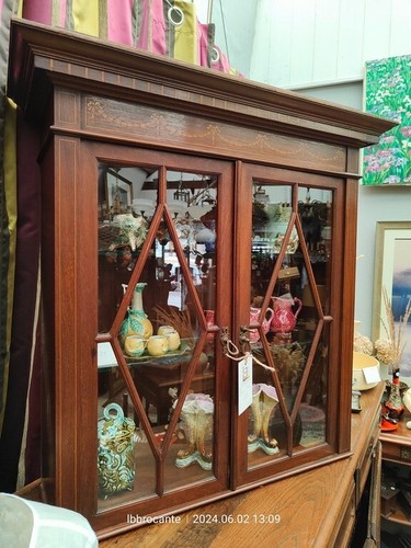 Vitrine murale poser - a,