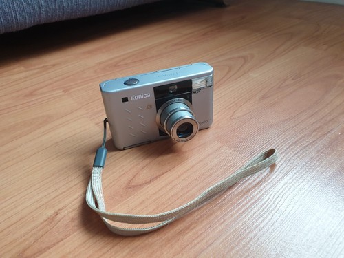 Appareil photo argentique - , *