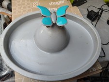 Fontaine à eau papillon pour