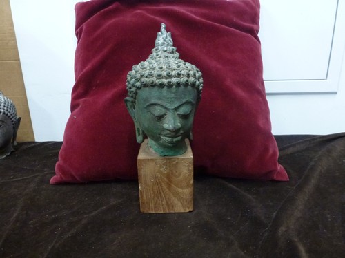 Belle tete bouddha bronze - belle, bouddha,bronze