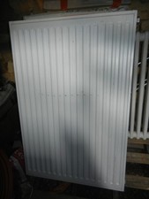 Radiateur chauffage central blanc 900 W neuf mais abimé mauvais stockage ATE EF 
