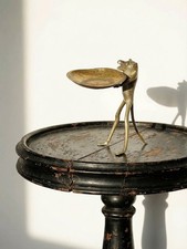 Baguier, coupelle, figurine