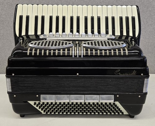 Crucianelli piano accordion - crucianelli,