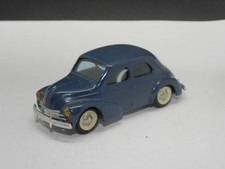 vrai TEKNO 811 - 4 CV RENAULT