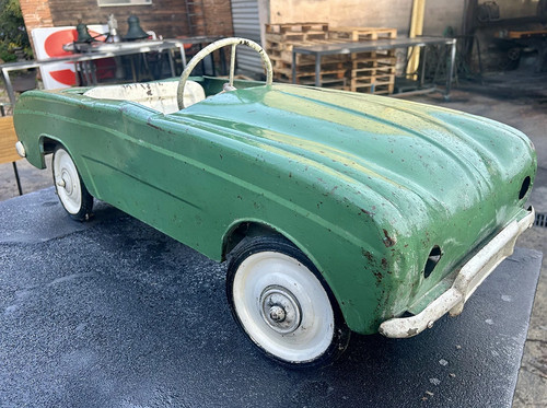 Voiture pédale renault - voiture,