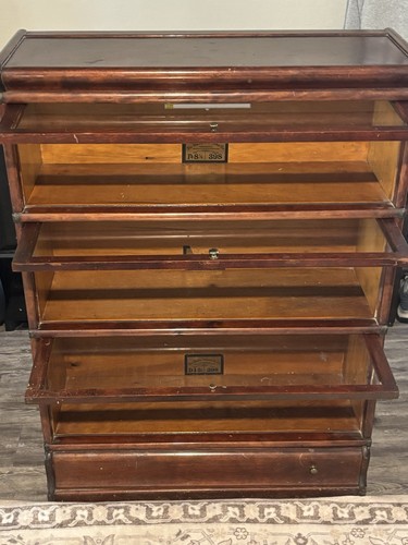 Globe wernicke section - globe-wernicke, 4-section