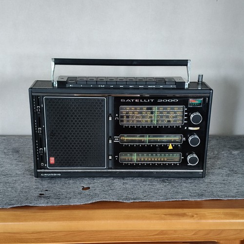 Grundig satellit 2000 - satellit, radio
