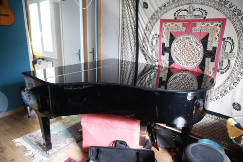 Piano yamaha noir 3 - piano,