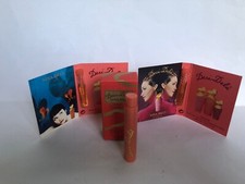 Echantillons tubes NINA RICCI