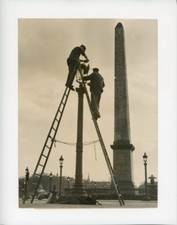 Paris, Place de la Concorde, Cleaning Floor Lamps Vintage Silver Print 