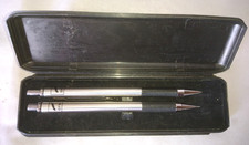 Vintage 2 Stylos 1 bille et 1