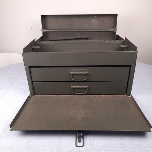 Grande caisse outillage - caisse, d’outillage