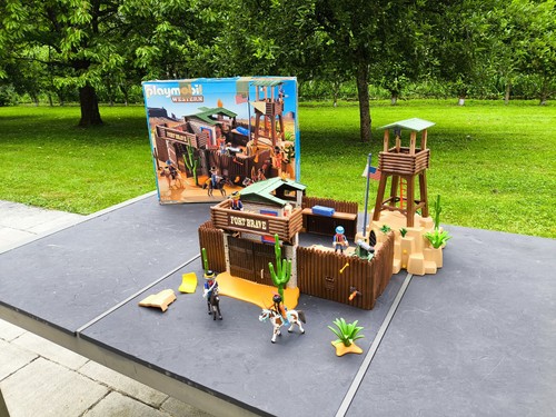 2011 playmobil western germany - western,