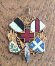 Insigne Militaire 6° Section d’Infirmiers Militaires   /  Drago Paris  /Y151
