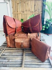 Deux sacoches pochette