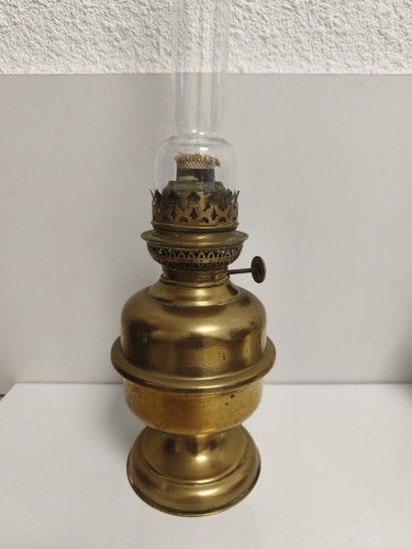 Lampe pétrole ancienne - à,