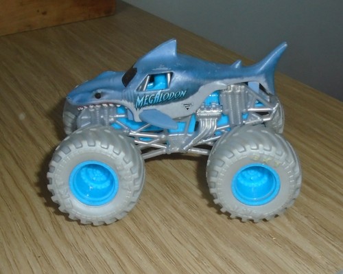 Lot hot wheels - hot, monster