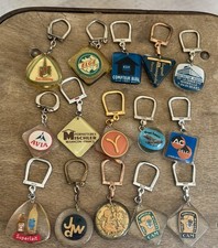 Lot De 15 PORTE-CLÉS BOURBON Vintage