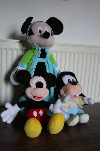 Lot peluche disneyland - peluche,