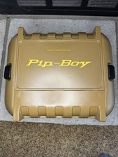 Fallout 4 Pip-Boy 3000 Mark IV Vault-Tec Case w/ Foam Insert – Limited Edition