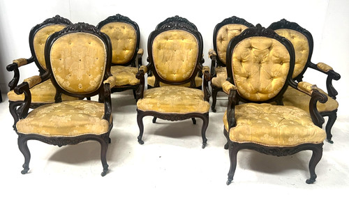 Suite huit fauteuils - huit,