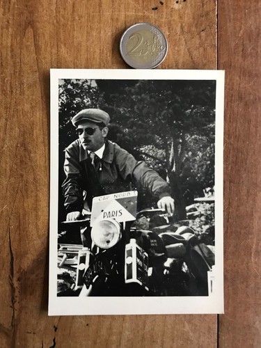 Photographie ancienne moto - ancienne, de