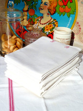 LOT OF 13 ANTIQUE TWO-TONE EMBROIDERED LINEN CANVAS TEA TOWELS GR