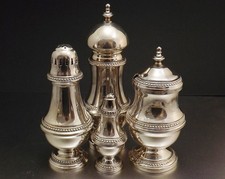 SET DE TABLE MODELE PERLE POUR