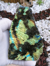 Labradorite polie une face –