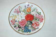 Assiette En Porcelaine