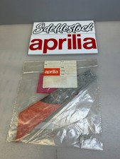 1 sticker avant droit aprilia