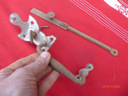 Loquet poucier fer forgé - en,