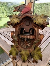 Horloge coucou ancien oiseau