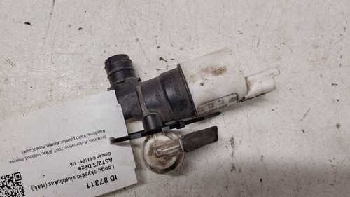 Pompe lave vitre - , i