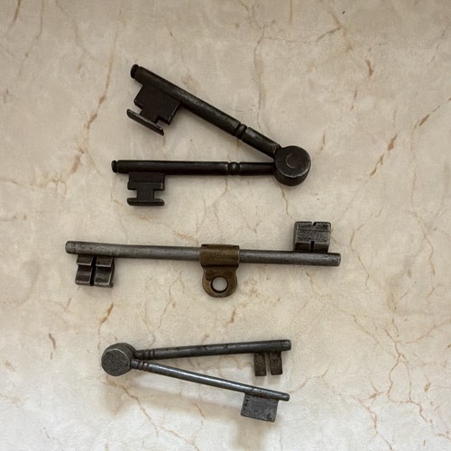 Lot clés anciennes - lot, 3