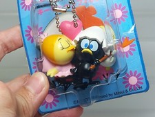 Calimero Priscilla Kissing Calimero Keychain Figure SEGA Prize 2000 Japan 1.7in