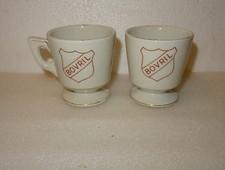 LOT DE 2 TASSES PUB