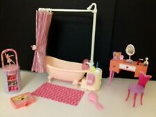 BA31. Bathroom set bathtub chest of drawers furniture shoes weigh person VGC