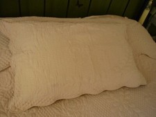 Boutis couvre lit 240/240cm +