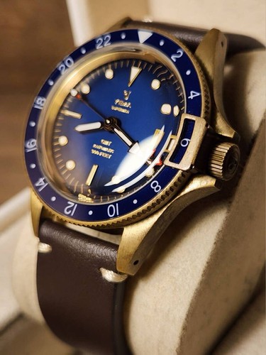 Montre automatique bleue pour