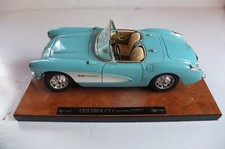 BURAGO 1:18 CHEVROLET CORVETTE