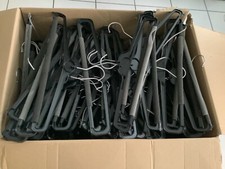 LOT 80 CINTRES POUR PANTALON ET JUPE , EN PLASTIQUE , ÉTAT NEUF