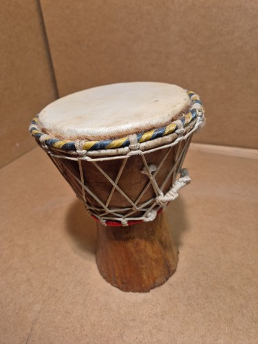 Djembé africain bois sculpté - djembé,