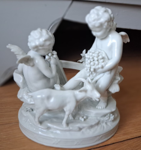 Figurine porcelaine blanche - figurine,