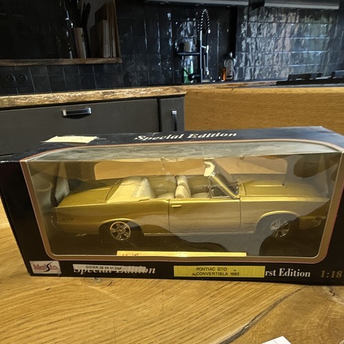 Maisto special edition pontiac - special,