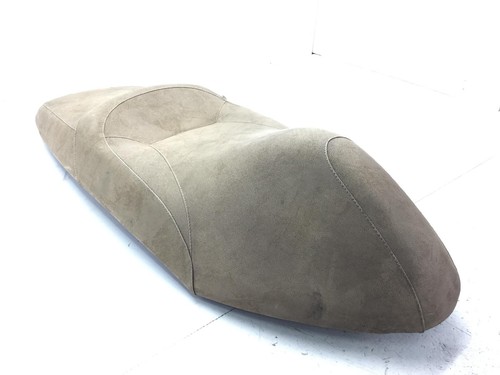 Selle avec petits - selle,
