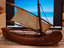 MAQUETTE DE DECORATION PIROGUE