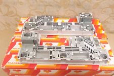 PAIR LEFT / RIGHT NOS PEUGEOT 305 -1982 TAILLIGHT BULBHOLDERS 1124801 /  1124701
