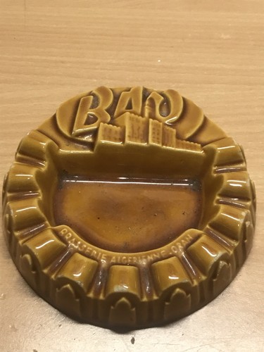 Ancien cendrier bao - bao, restaurant